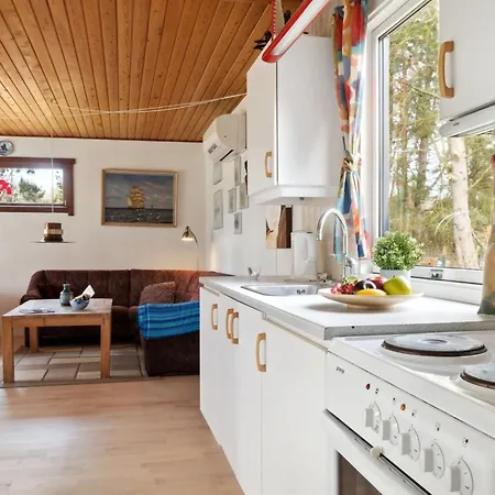 Gebina - 899m From The Sea By Interhome Bøtø By